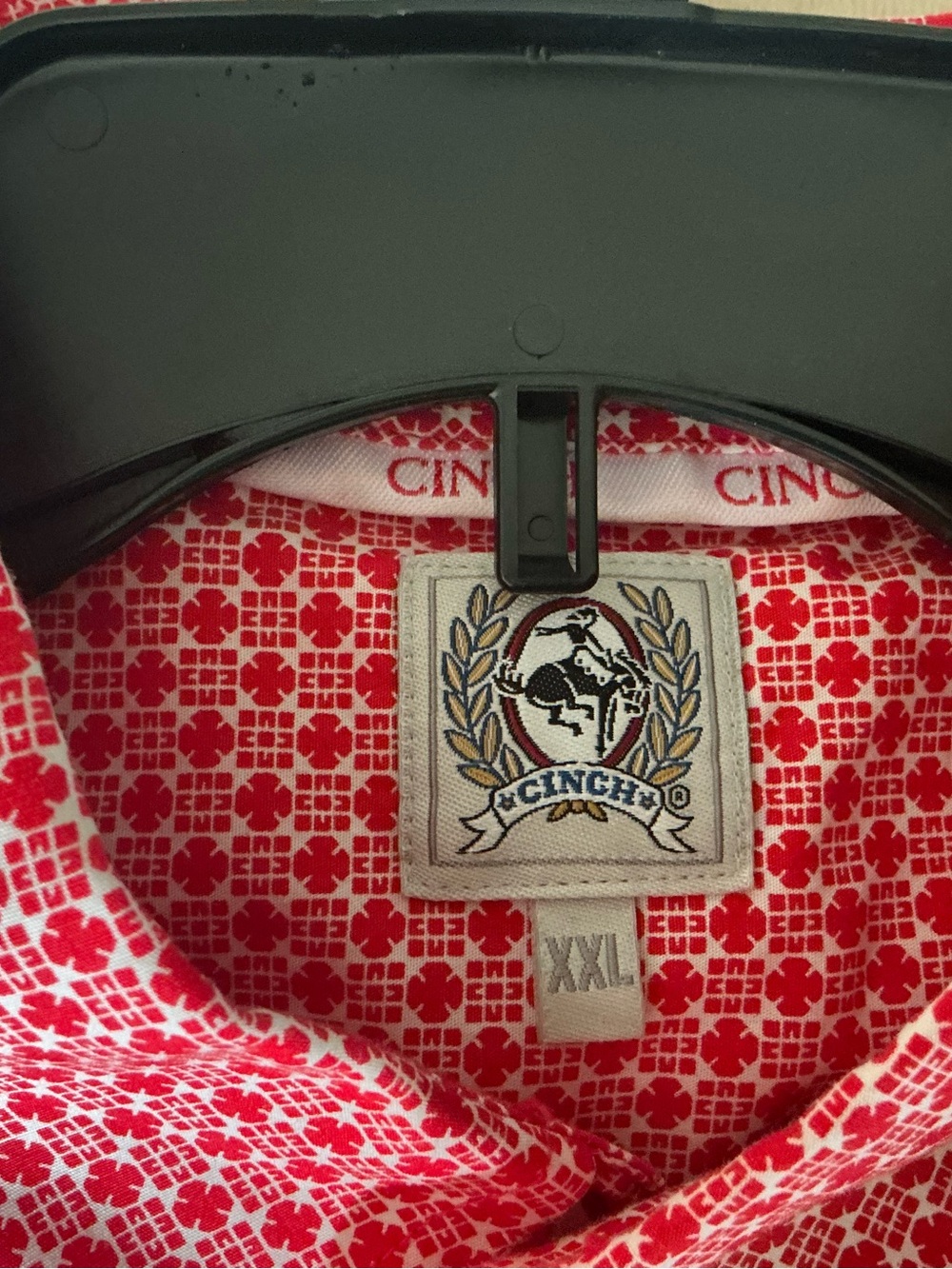 Cinch Men's Red and White Patterned Button-Down Shirt